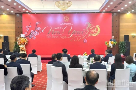 Quang cảnh buổi gặp mặt. (Ảnh: TRUNG HƯNG)