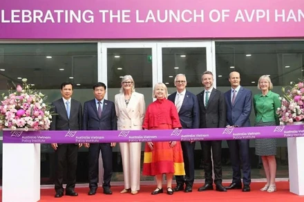Các đại biểu dự lễ khai trương Văn phòng AVPI tại Hà Nội, đánh dấu mốc mới trong hợp tác Việt Nam-Australia. (Ảnh: Bộ Khoa học và Công nghệ)