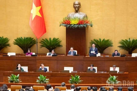 Trong ngày làm việc cuối cùng của Kỳ họp thứ 9, Quốc hội sẽ tiến hành biểu quyết thông qua nhiều luật, nghị quyết quan trọng và bế mạc kỳ họp. (Ảnh: DUY LINH)