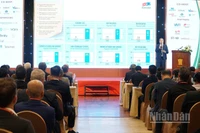 Khai mạc diễn đàn.