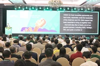 Khai mạc hội nghị.