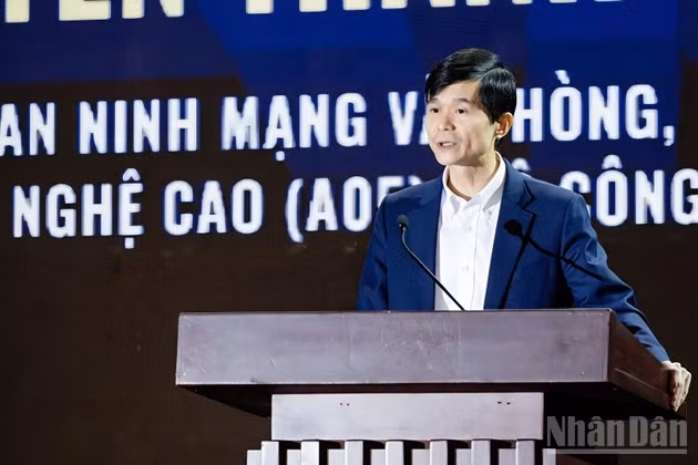 Thượng tá Nguyễn Thành Chung, Cục A05, Bộ Công an phát biểu tại Hội nghị Mã hóa tài sản thực Việt Nam 2026 (Vietnam RWA Summit 2026).