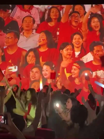 [Video] Tổ quốc trong tim: Hòa mình với “concert trong rạp phim”