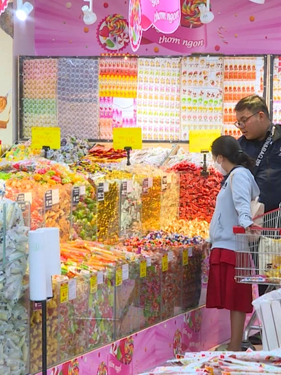 [Video] Thị trường bán lẻ Việt Nam đạt quy mô khoảng 269 tỷ USD