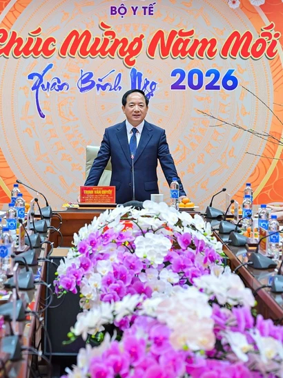 Đồng chí Trịnh Văn Quyết, Ủy viên Bộ Chính trị, Bí thư Trung ương Đảng, Trưởng Ban Tuyên giáo và Dân vận Trung ương, thăm và chúc mừng Bộ Y tế nhân dịp kỷ niệm 71 năm Ngày Thầy thuốc Việt Nam.