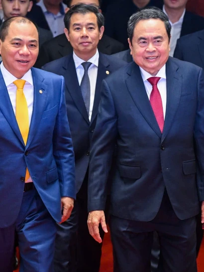 [Ảnh] Chủ tịch Quốc hội Trần Thanh Mẫn dự Lễ trao giải VinFuture 2025