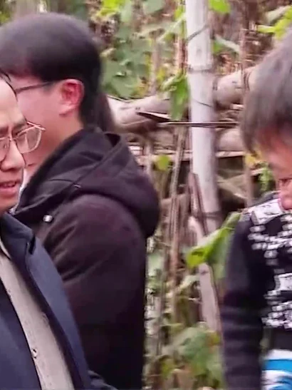 [Video] Hơn 2.500 tỷ đồng bổ sung tặng quà dịp Đại hội Đảng và Tết Nguyên đán