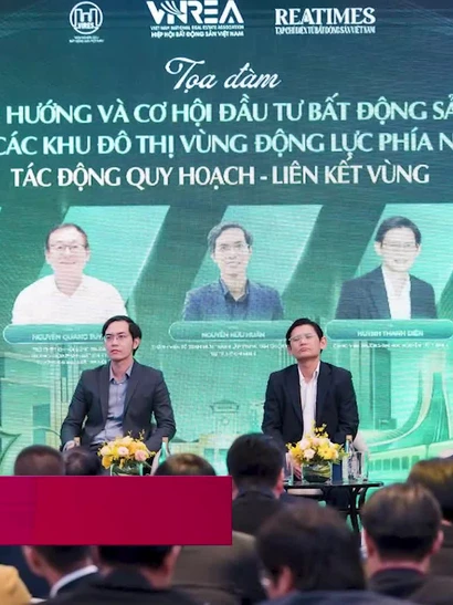 [Video] Giá nhà tăng gần gấp đôi thu nhập, cơ hội an cư ngày càng xa