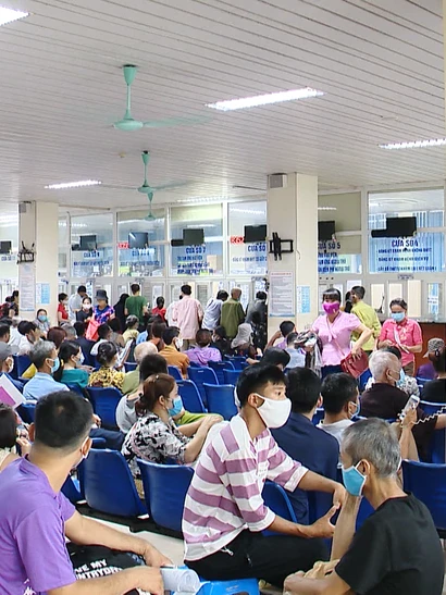 [Video] Xây dựng gói dịch vụ y tế cơ bản miễn phí, hướng tới từng bước miễn viện phí