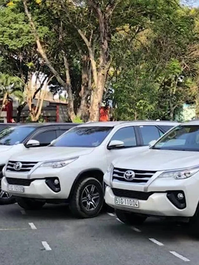 [Video] Sẽ phạt nặng các vi phạm thuộc dịch vụ thuê xe tự lái, từ năm 2026