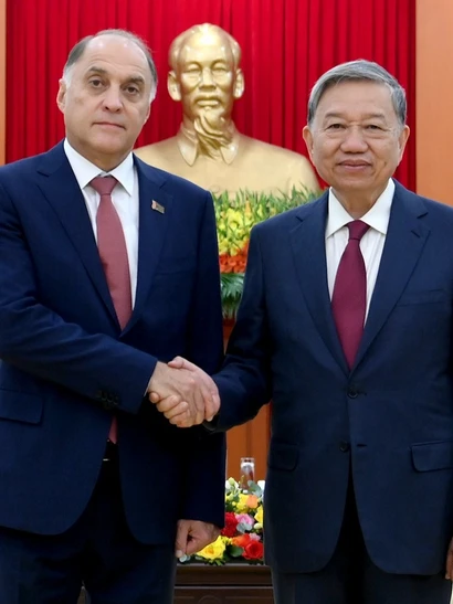 Tổng Bí thư Tô Lâm tiếp Thư ký Hội đồng An ninh Cộng hòa Belarus Volfovich Aleksandr Grigorievich. 