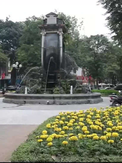 [Video] Không khí lạnh tràn về, Bắc Bộ đón Giao thừa trong mưa rét