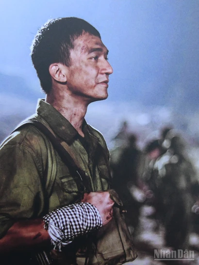 Những người lính sang sông về bờ Bắc.