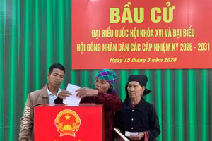 Nhân dân gửi gắm niềm tin và kỳ vọng trong từng lá phiếu.