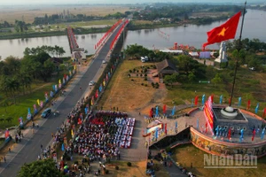 Khu di tích quốc gia đặc biệt Đôi bờ Hiền Lương-Bến Hải.