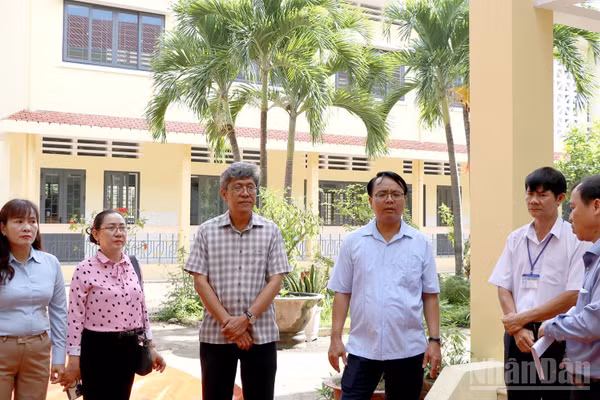 Lãnh đạo tỉnh Lâm Đồng kiểm tra tiến độ dự án Trường phổ thông Dân tộc nội trú tỉnh.