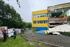 Một nhà trẻ bị hư hại sau trận động đất ở Petropavlovsk-Kamchatka, Nga, ngày 30/7/2025. (Ảnh: THX/TTXVN)