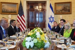 Tổng thống Mỹ tiếp đón Thủ tướng Israel tại Nhà trắng.