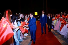 Lễ tiễn Thủ tướng Phạm Minh Chính kết thúc chuyến tham dự Hội nghị WEF 16 Thiên Tân và làm việc tại Trung Quốc. (Ảnh: Dương Giang/TTXVN)