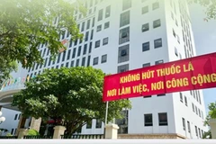 Vì một môi trường làm việc không khói thuốc lá.