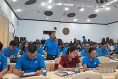 Các đại biểu góp ý Dự thảo văn kiện Đại hội Công đoàn Thành phố Hồ Chí Minh lần thứ I.