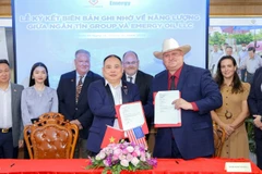 Tập đoàn Đầu tư Ngân Tín ký kết Biên bản ghi nhớ (MOU) với Công ty Emergy Oil LLC.