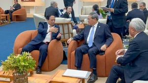 Thủ tướng Chính phủ Phạm Minh Chính gặp Thủ tướng Quốc vụ viện Trung Quốc Lý Cường. (Ảnh: VGP/Nhật Bắc)