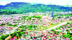 Một góc tỉnh Cao Bằng hôm nay. (Ảnh: THẾ VĨNH)