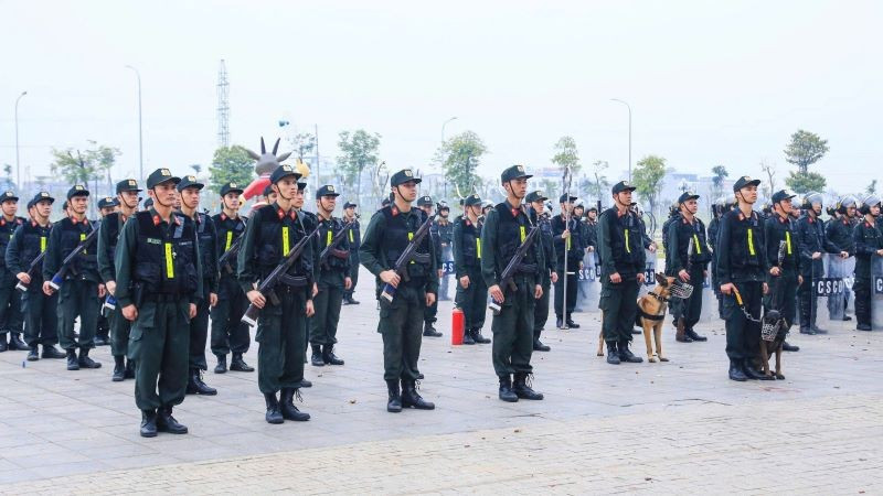 Lực lượng Cảnh sát cơ động, Công an tỉnh Bắc Ninh chuẩn bị lên đường tuần tra vũ trang.