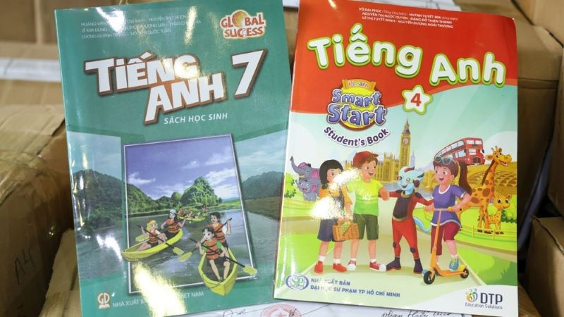 Sách giả do các đối tượng sản xuất.