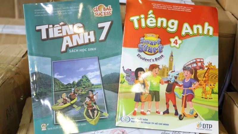 Sách giả do các đối tượng sản xuất.