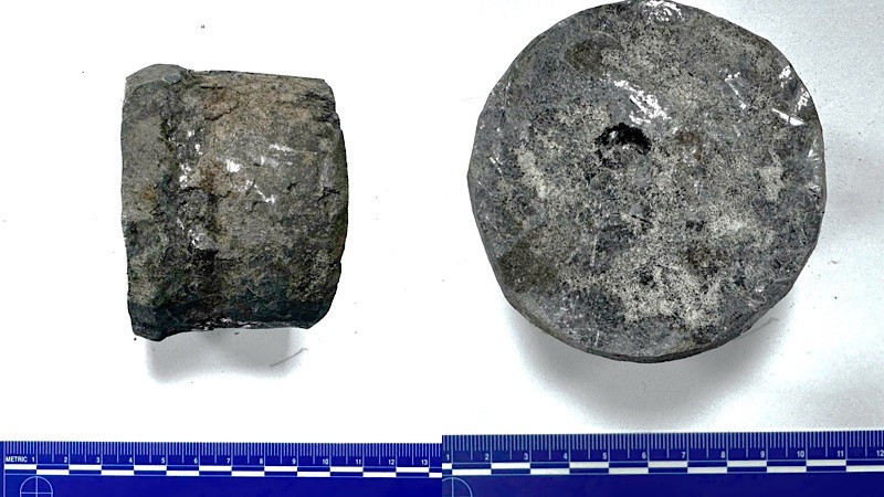 Thiên thạch giả để các đối tượng lừa đảo.