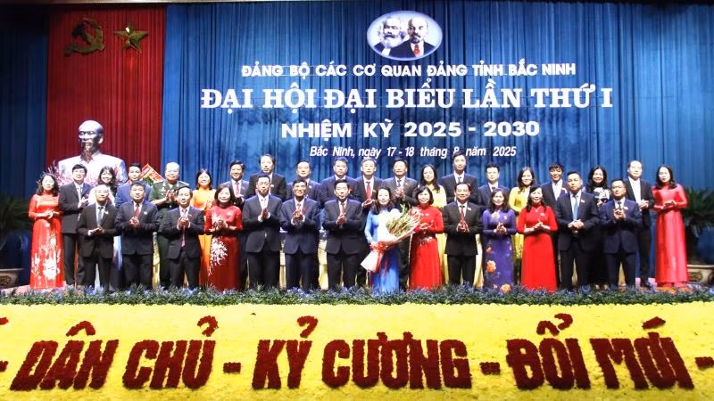 Ra mắt Ban chấp hành Đảng bộ Các cơ quan Đảng tỉnh Bắc Ninh nhiệm kỳ 2025-2030.