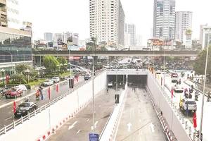 Hầm chui tại nút giao Lê Văn Lương-Vành đai 3.