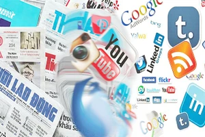 Báo chí trong vòng xoáy tương tác