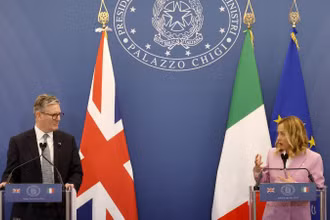 Thủ tướng Italy Giorgia Meloni và Thủ tướng Anh Keir Starmer đã xác nhận sẽ tham dự cuộc gặp ngày 18/8 giữa Tổng thống Mỹ Donald Trump và Tổng thống Ukraine Volodymyr Zelensky. (Ảnh tư liệu THX/TTXVN)