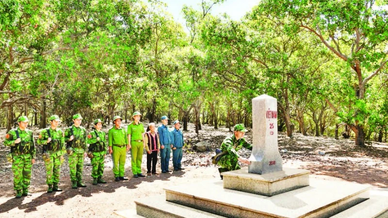 Bộ Đội Biên Phòng Gia Lai Đồng Hành Cùng Dân, Nâng Bước Tương Lai Trẻ Em Vùng Biên