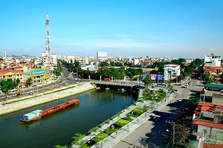 Hình ảnh Hoa Lư, Ninh Bình từ trên cao. (Ảnh TRƯỜNG HUY)