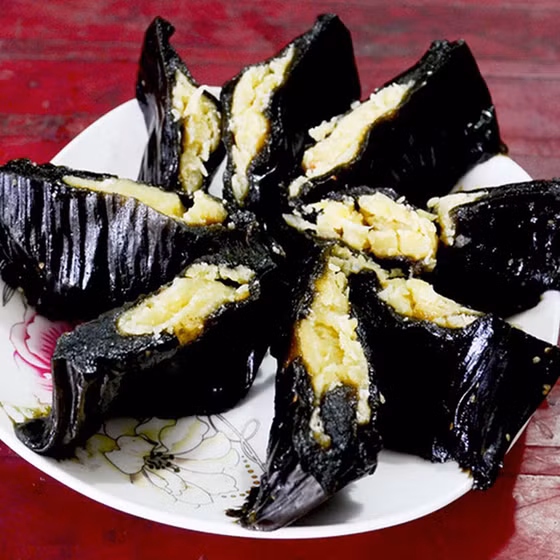Bánh gai Chiêm Hóa