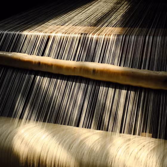 Vải tơ tằm thủ công truyền thống Chất Silk
