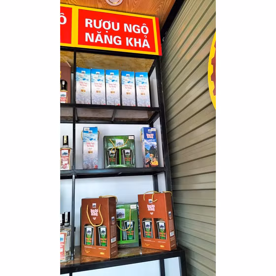 Rượu ngô Na Hang