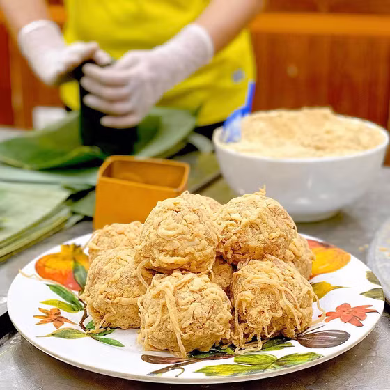 Nem Bùi Tuấn Liên