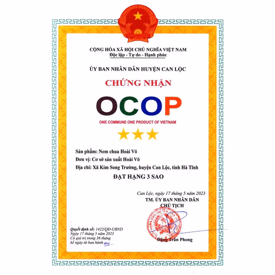 Nem chua Hoài Võ