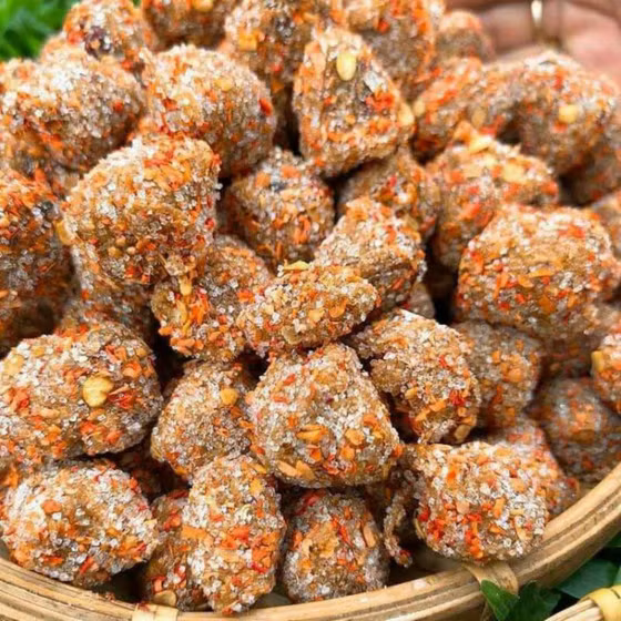 Kẹo me cay Hương Quê