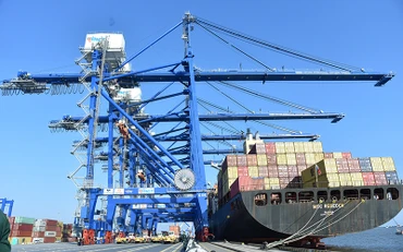 Hai tháng đầu năm 2022, kim ngạch xuất khẩu hàng hóa ước đạt 53,79 tỷ USD