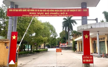 Khu vực bỏ phiếu số 6 tại Trại tạm giam Công an tỉnh Quảng Ninh.