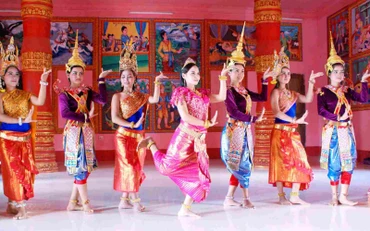 Nghệ thuật trình diễn dân gian hát Aday. (Ảnh: thegioidisan.vn)