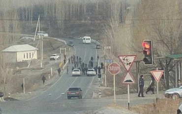 Khu vực biên giới Tajikistan-Kyrgyzstan. (Nguồn: AKIpress News Agency)