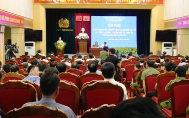 Toàn cảnh Hội nghị.