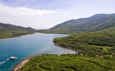 Một góc vịnh Đầm Bấy 